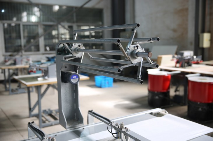 Automatic waste machine