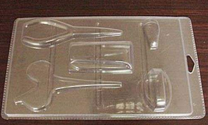Plastic packaging machine